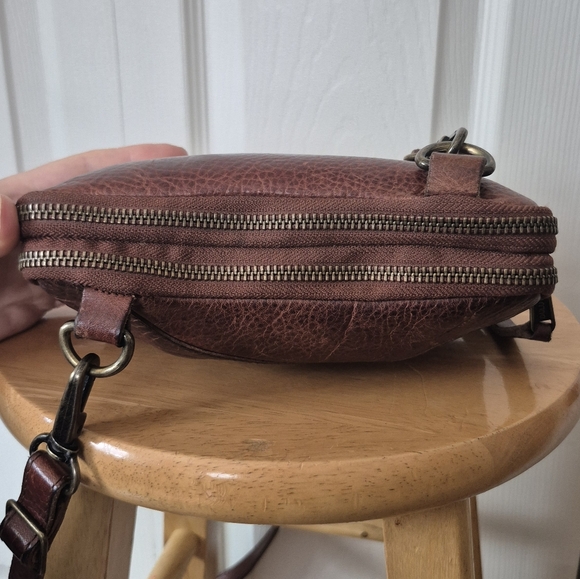 Duluth Trading Company Brown Lifetime Leather Dual Zip Wallet Crossbody Purse - Picture 4 of 14